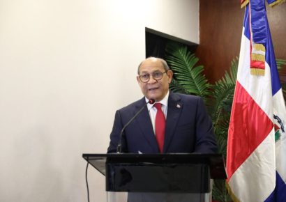 MESCyT plantea transformación educativa para preparar RD a 2036