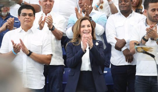 Fellito Suberví destaca a Carolina Mejía como líder clave del PRM