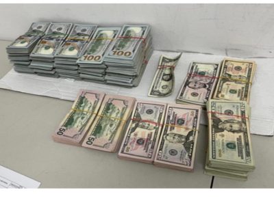 Aduanas detecta intento de ingreso ilegal de US$350 mil en aeropuerto del Cibao