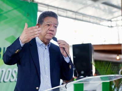 Leonel Fernández atribuye alza del costo de la vida a ineficiencia del Gobierno