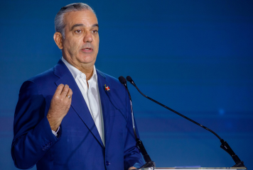 Este martes el gobierno dará a conocer proyecto de puerto espacial en Pedernales