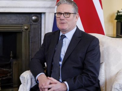 Reino Unido confirma uso de bases británicas por EE. UU. en operaciones contra ataques