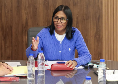 Delcy Rodríguez participará de forma remota en foro económico en Miami