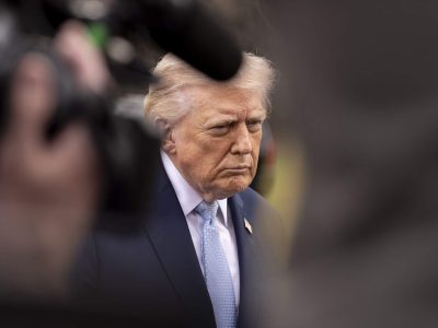 Trump suspende por cinco días ataques a la infraestructura energética de Irán