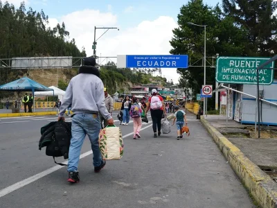 Colombia y Ecuador retomarán diálogo la próxima semana en Lima para resolver conflicto comercial