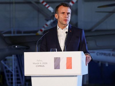 Macron exhorta al G7 a evitar límites en las exportaciones de petróleo y gas