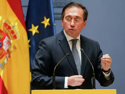 Gobierno español rechaza declaraciones de la Casa Blanca sobre colaboración militar