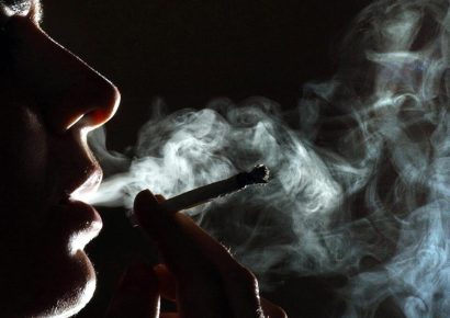 Texas prohíbe la venta de cannabis para fumar y eleva impuestos a productores y comercios