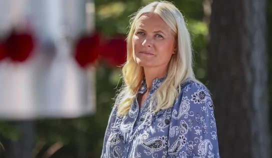 La princesa Mette-Marit afirma haber sido manipulada por Jeffrey Epstein y asume responsabilidad