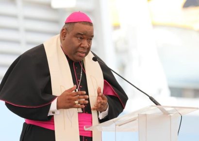 Obispo Castro Marte llama a expresidentes y principales dirigentes a diálogo nacional después de Semana Santa