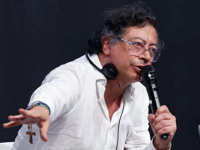 Petro confirma que bomba hallada en Colombia proviene del Ejército ecuatoriano y anuncia protesta diplomática