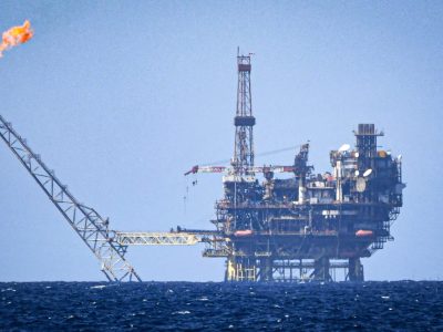 El G7 se prepara para intervenir de manera inmediata y contener la volatilidad del petróleo