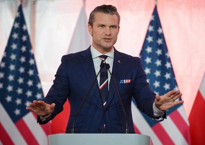 EE. UU. afirma haber aniquilado la flota submarina iraní y debilitado sus bases navales