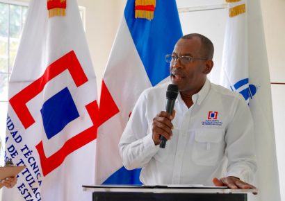 Gobierno inicia proceso de titulación gratuita en la Villa Olímpica de Santiago