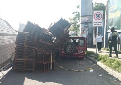 Accidente en la autopista Duarte provoca fuerte congestionamiento