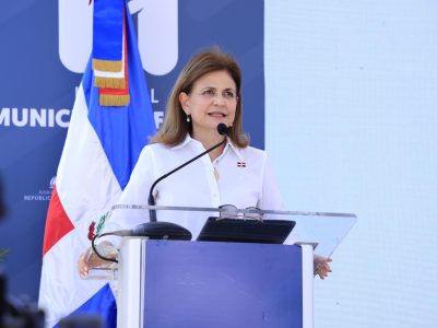 Vicepresidenta Raquel Peña revela que su hijo fue intervenido por cáncer durante las elecciones de 2024