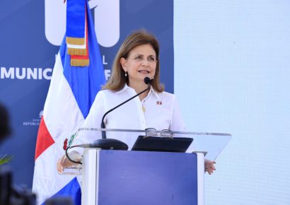 Vicepresidenta Raquel Peña revela que su hijo fue intervenido por cáncer durante las elecciones de 2024