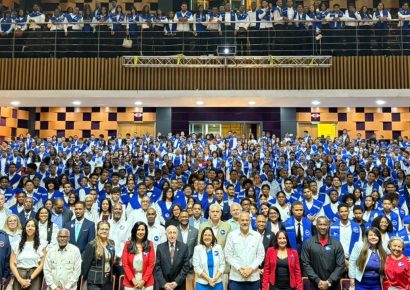 Certifican a 512 estudiantes como promotores de prevención en centros educativos del país
