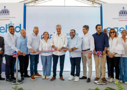 Presidente Abinader resalta la construcción sin precedentes de carreteras en La Sierra durante la apertura Tavera–Jarabacoa