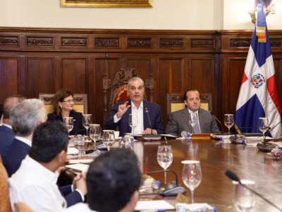Gobierno anuncia nuevas medidas para enfrentar el impacto de la crisis en Medio Oriente sobre la economía dominicana