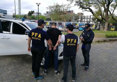 Argentina detiene a colombiano buscado por Interpol en caso vinculado a atentados