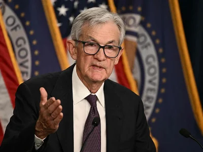 Powell seguirá en la junta de la Fed tras dejar presidencia