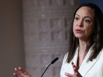 Machado alerta sobre el peligro de postergar las elecciones en Venezuela y reafirma su compromiso con una transición pacífica