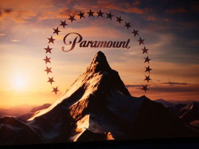 Paramount anuncia ventana de 45 días en cines y promete 30 películas al año tras fusión con Warner Bros