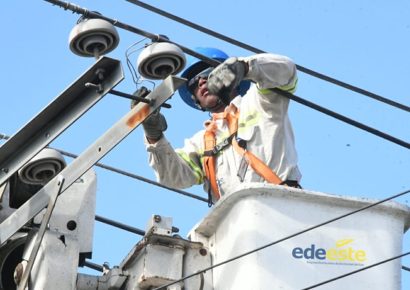 Edeeste apuesta por comunidades más seguras con inversión millonaria en iluminación