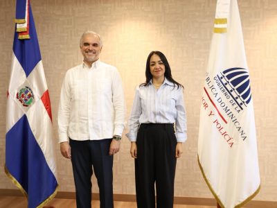 Ministros De Camps y Faride Raful coordinan estrategias para reforzar la seguridad en escuelas públicas