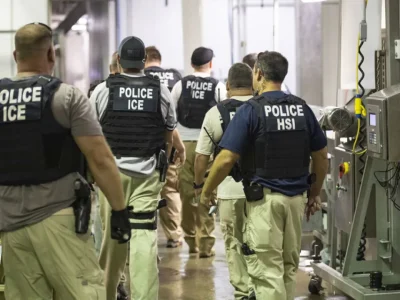 Gobierno de EE. UU. destina millones de dólares a programas que involucran a policías locales en detenciones de migrantes