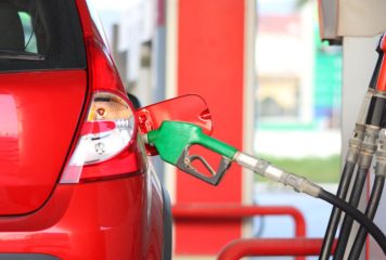 Gobierno mantiene sin cambios los precios de los combustibles este viernes