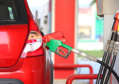 Gobierno protege precios de combustibles esenciales en Semana Santa