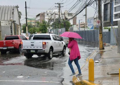 Vaguada y sistema frontal causan lluvias intensas y alertas en varias provincias del país