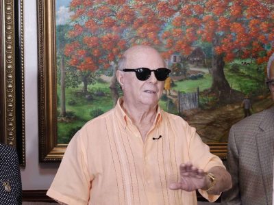 Hipólito Mejía pide debate minero basado en estudios técnicos