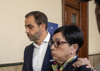 Juez autoriza a hermanos Espaillat realizar peritaje privado y ordena extraer información clave de celular