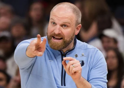 Taylor Jenkins, nuevo entrenador de los Milwaukee Bucks
