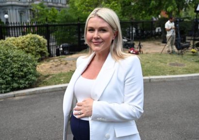 Karoline Leavitt anuncia licencia maternal y se despide temporalmente de la prensa
