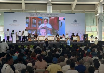 Familias beneficiarias de Supérate compartirán en un diálogo cercano con el presidente Luis Abinader
