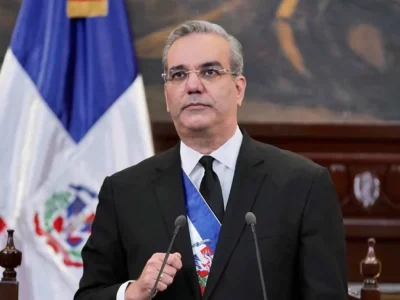 Abinader activa reloj de cuenta regresiva hacia Juegos Santo Domingo 2026