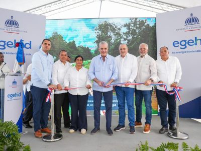 Presidente Abinader inaugura carretera Mata Bonita–Los Memisos, una obra clave para el desarrollo de Nagua