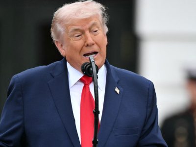 Trump amenaza con retirar tropas de España e Italia