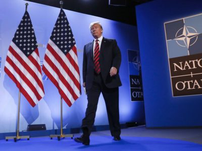 Trump critica duramente a la OTAN: “Debería sentir vergüenza” y deja entrever posible retirada de EE.UU.
