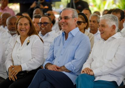 Abinader Inaugura el Circuito Vial Bajo Yuna, Conectando las Provincias Duarte y María Trinidad Sánchez