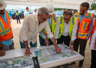 Abinader supervisa avances de la avenida República de Colombia, obra de RD$12 mil millones