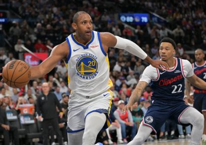 Al Horford busca mantener con vida a los Warriors en el play-in ante los Suns