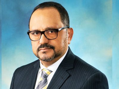 Ministro de Justicia Antoliano Peralta participa en cumbre internacional en defensa de la democracia