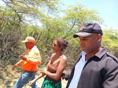 Buscan niño arrastrado por río Yaque en Montecristi