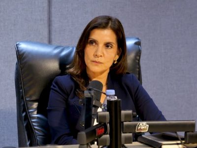Leah Campos cuestiona cuadro homosexual en embajada de EE. UU. en RD: “No representa a mi país”