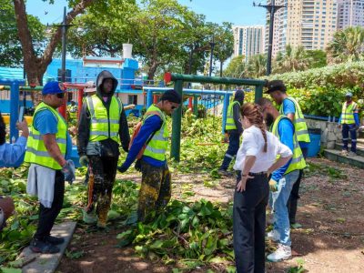 Carolina Mejía lidera operativos de recuperación tras los fuertes vientos en el Distrito Nacional